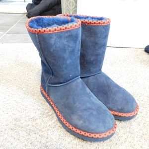 Navy Short Uggs with Orange Polka Dot Lining